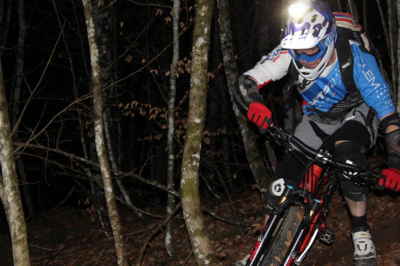 Eclairage vtt enduro meandre technologie