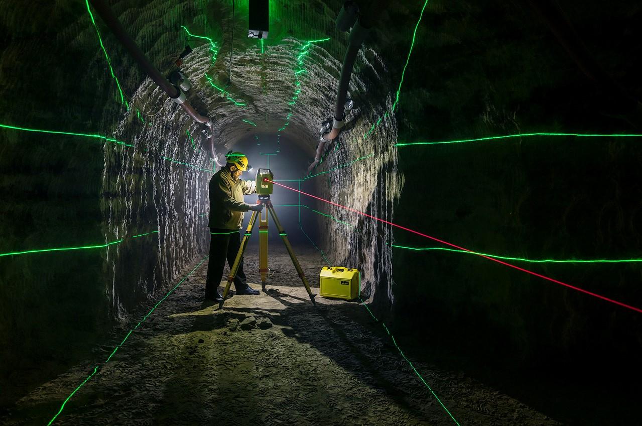 Meandre technologie et laser leica